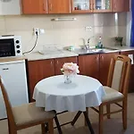Dina Apartman Szkopje