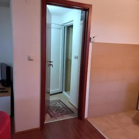 Dina Lejlighed Skopje